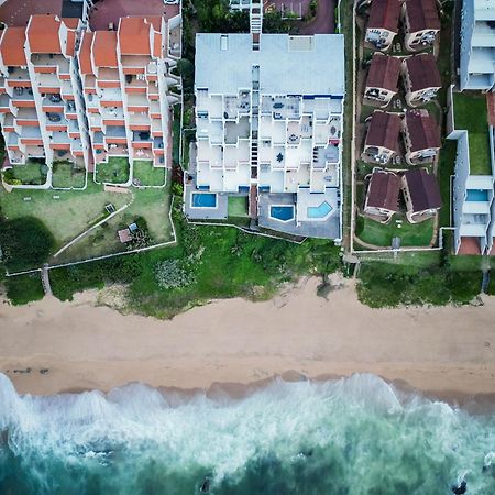Skiathos At Beachfront Apartments In Shakas Rock Балито Екстериор снимка